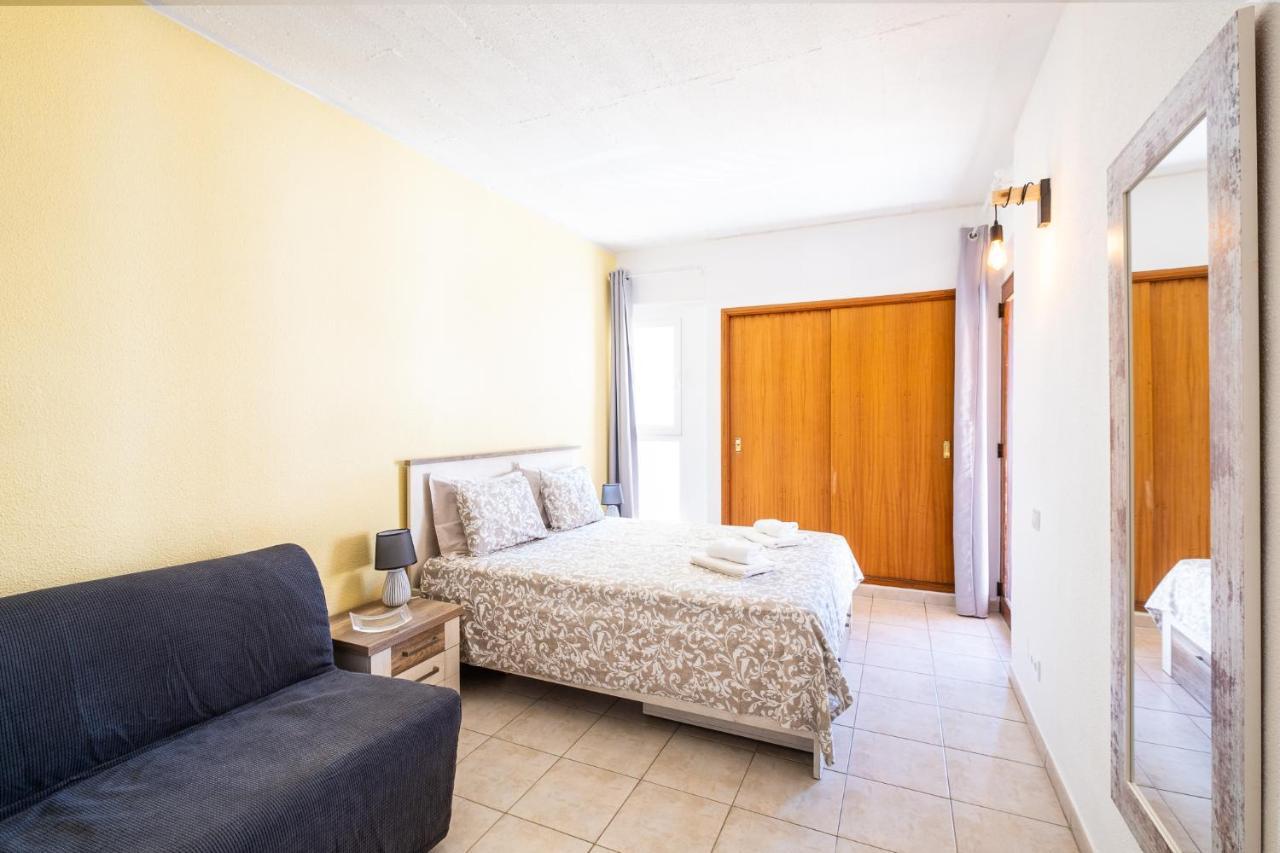 Entire Apartment 5Min From Oura Beach 阿尔布费拉 外观 照片